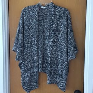 EUC Open white/black sweater/jacket